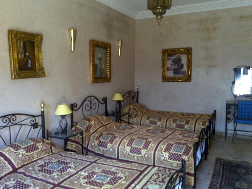 Hotel Riad L' Arganier D' Or Ait el Rhazi Room photo